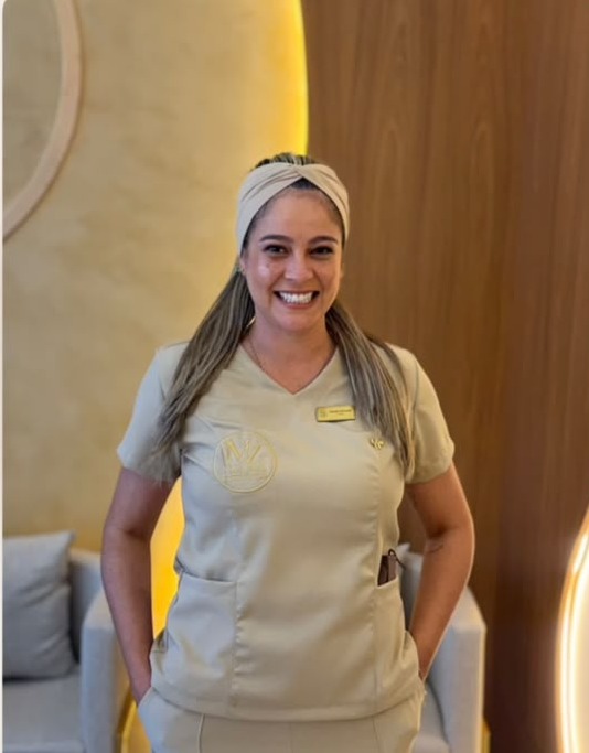 Claudia Bressani — Auxiliar de saúde bucal